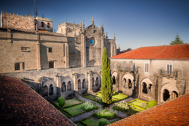 concello-de-tui-catedral-de-tui-13