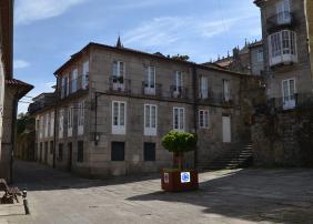 Praza do Pracer peonil